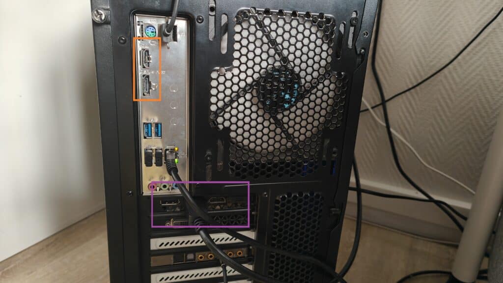 Brancher Pc Sur Carte Mere Vs Carte Graphique.